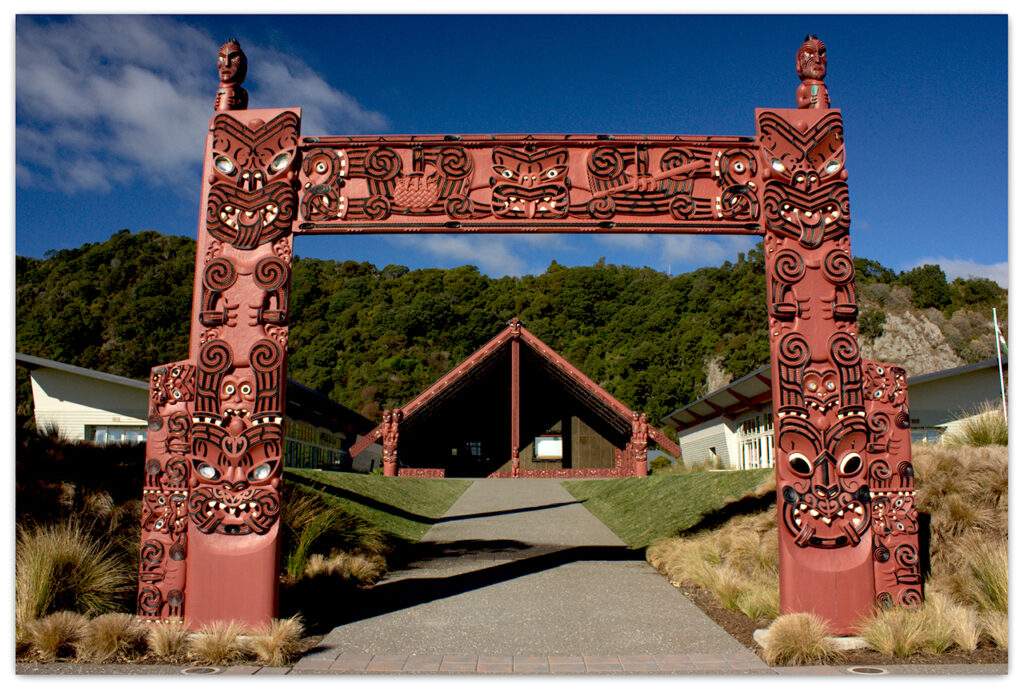 traditional Māori carved gateway in Whakatāne